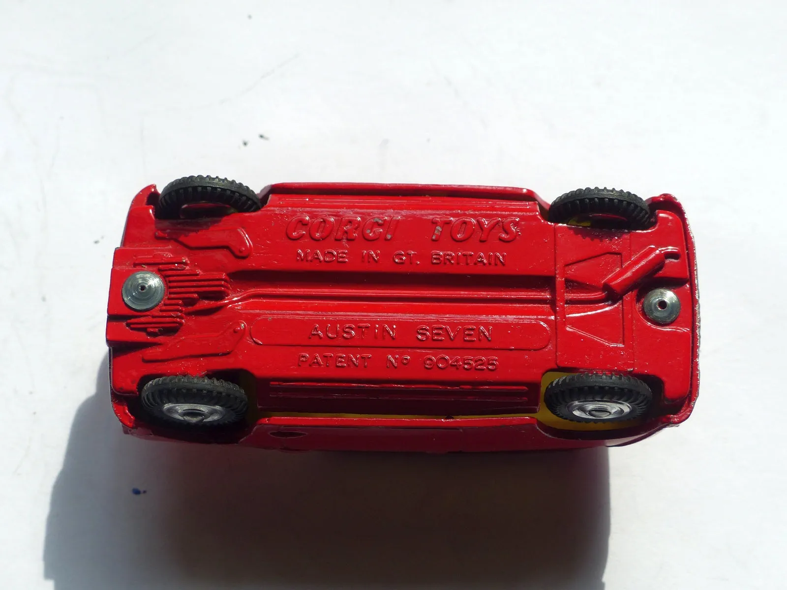 225 Austin Seven red *with original box*