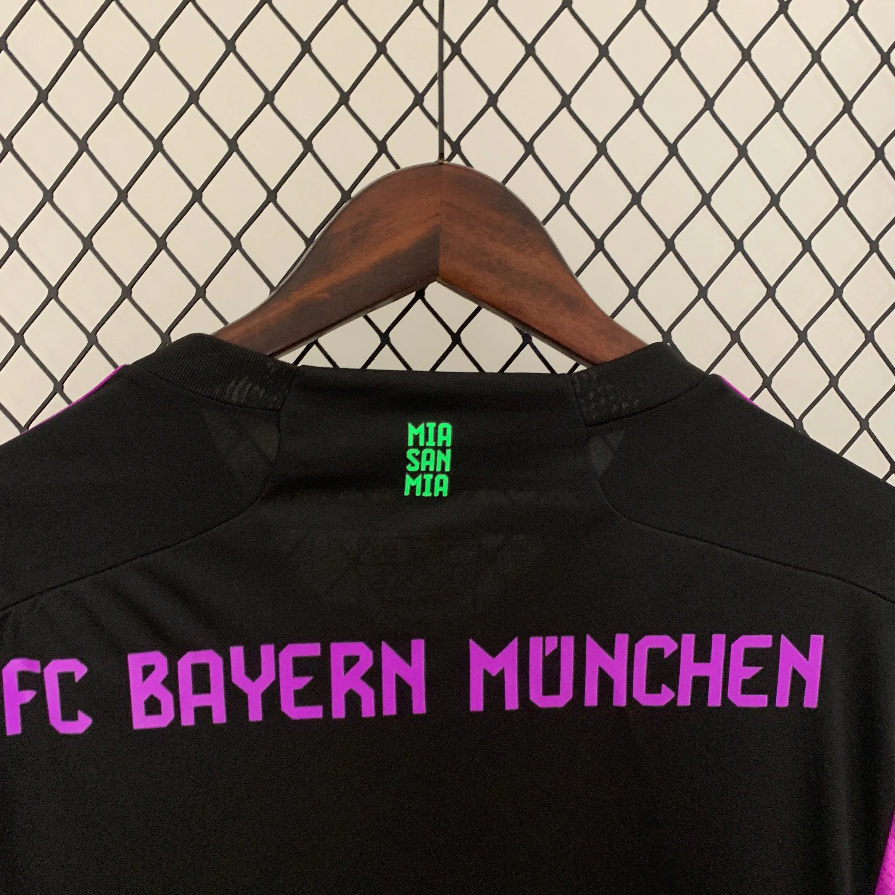 23/24 Long Sleeve Bayern Munich Away S-3XL