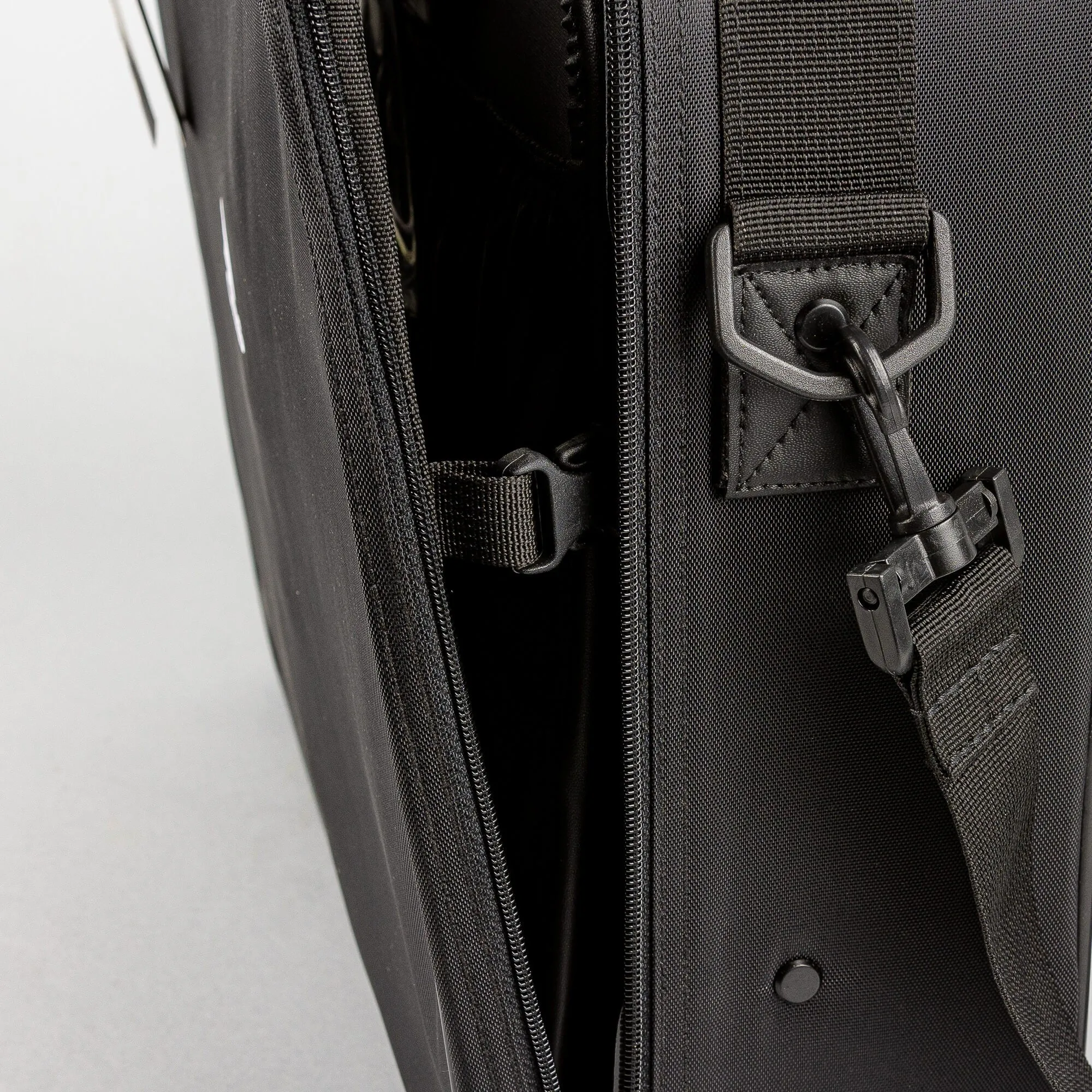 Adidas čierny medical BAG