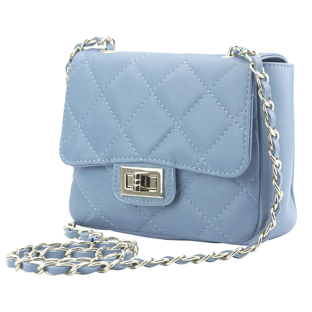 Be exclusive leather bag