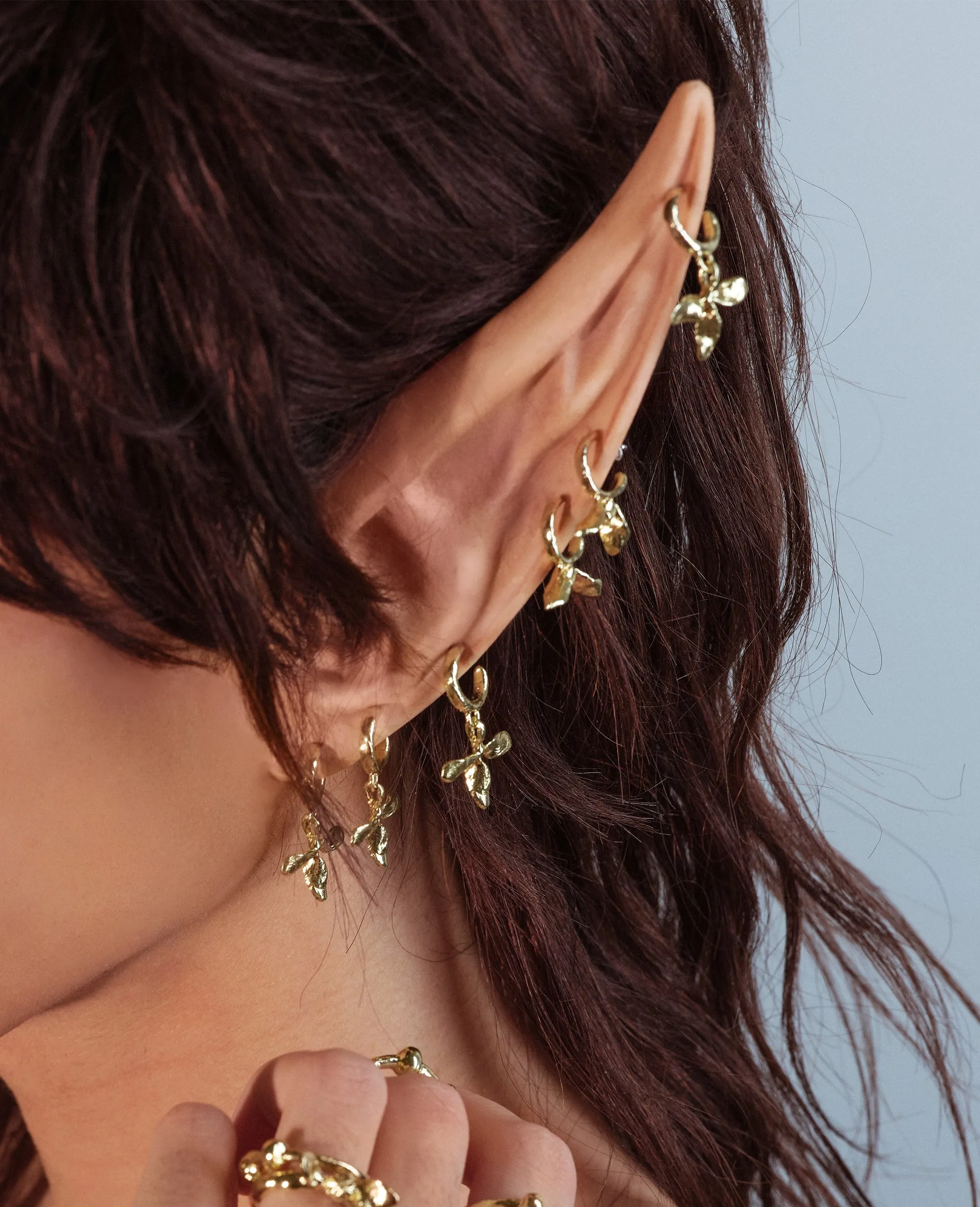 BLOOM // golden mini hoops