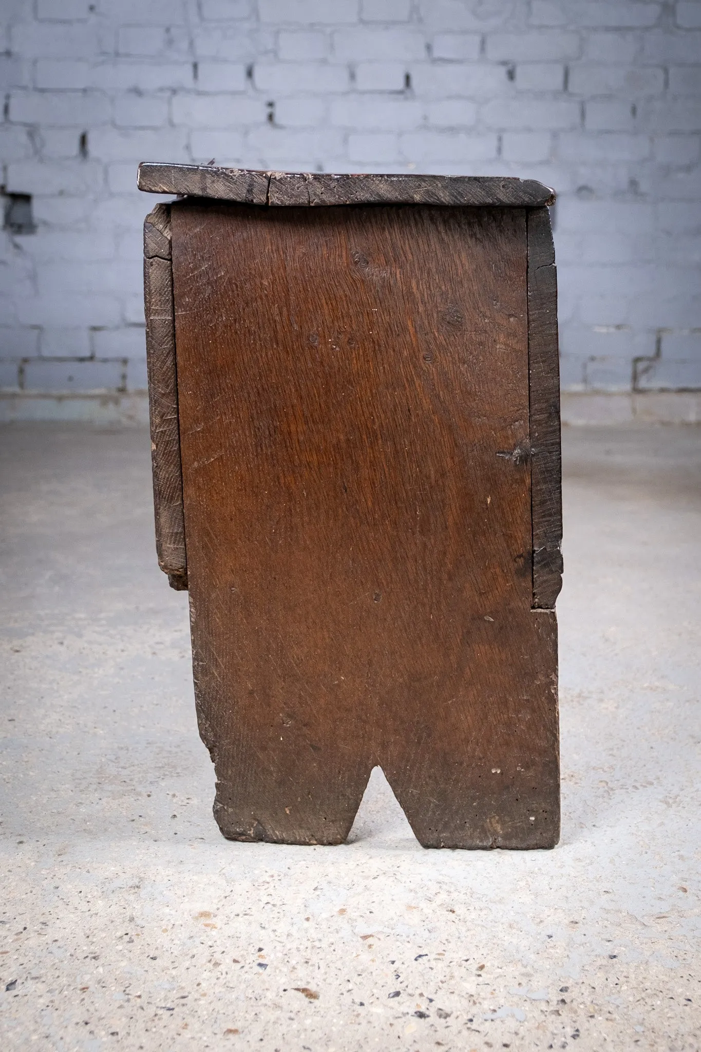 Early 17th Century Oak Six Plank Narrow Chest / Coffer