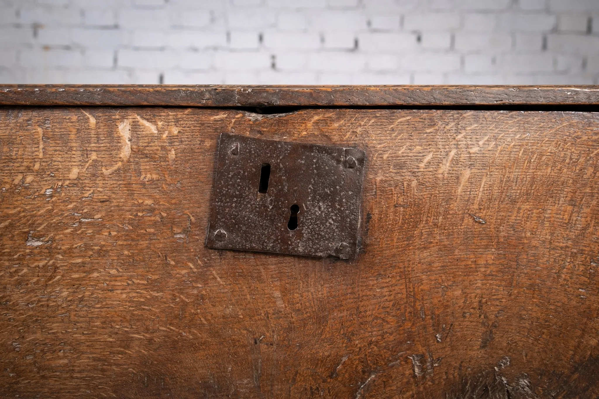 Early 17th Century Oak Six Plank Narrow Chest / Coffer
