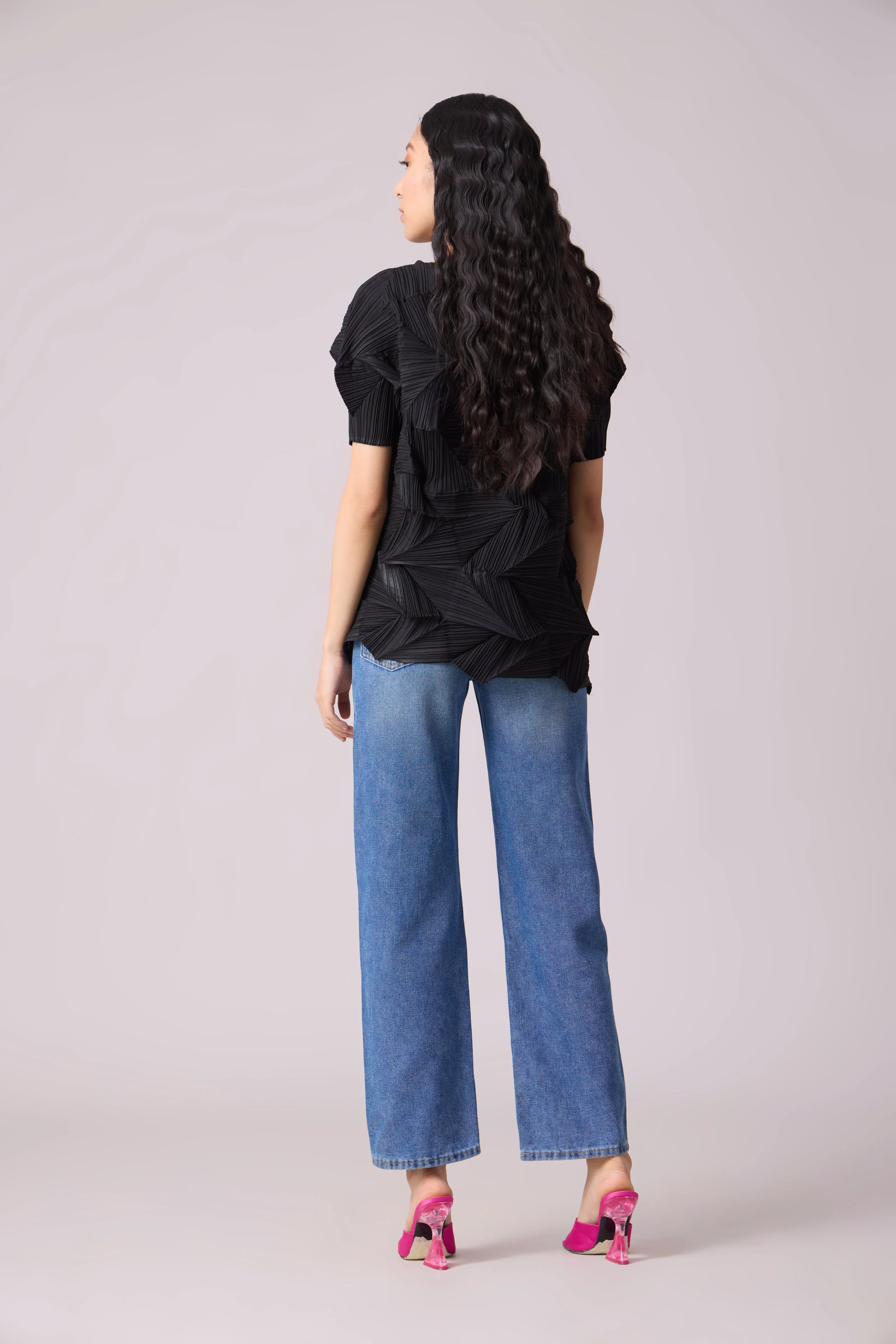 Gia 3D Pleated Top - Black