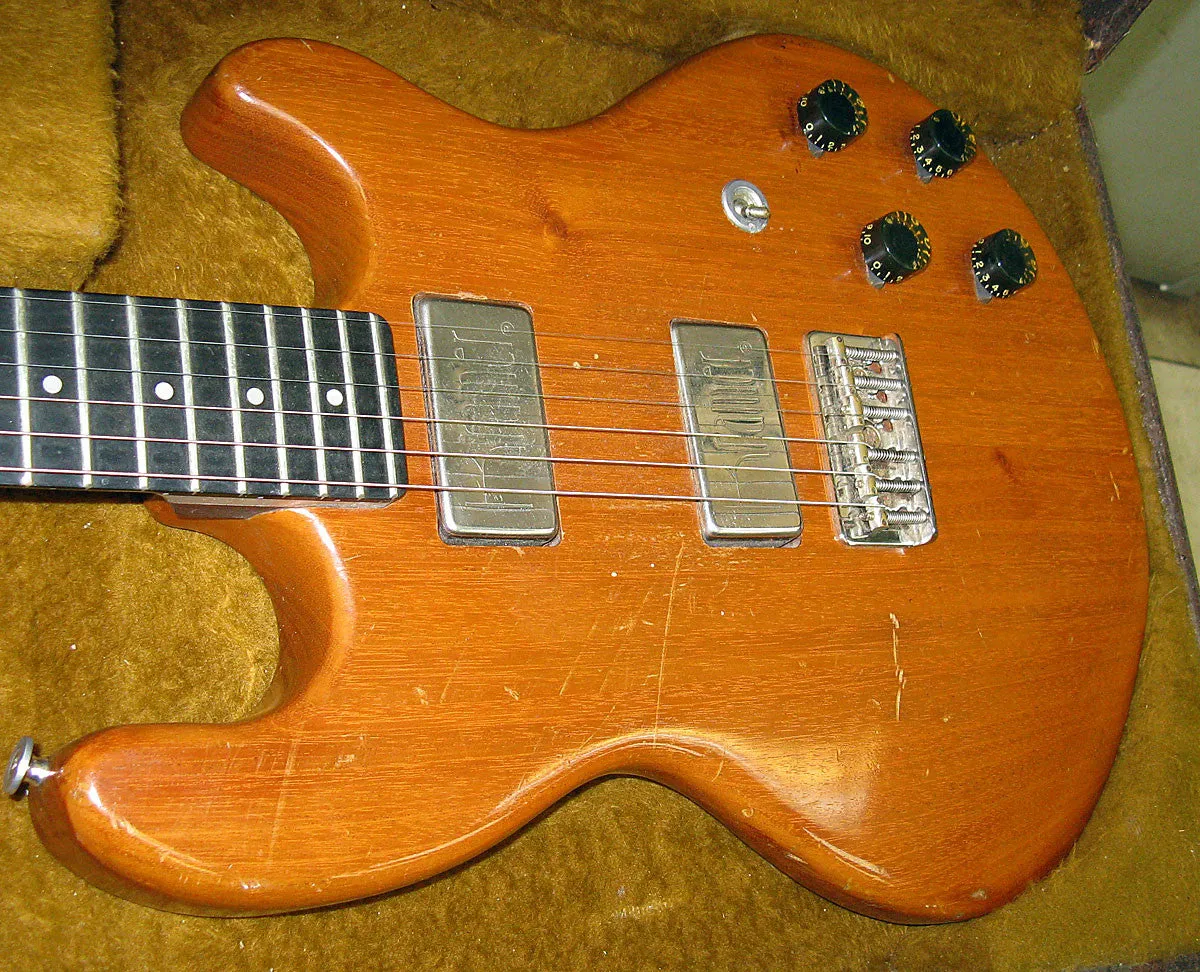Kramer 450G Aluminum Neck Guitar