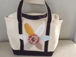 Lost Petal Linens Amanda Flower Tote
