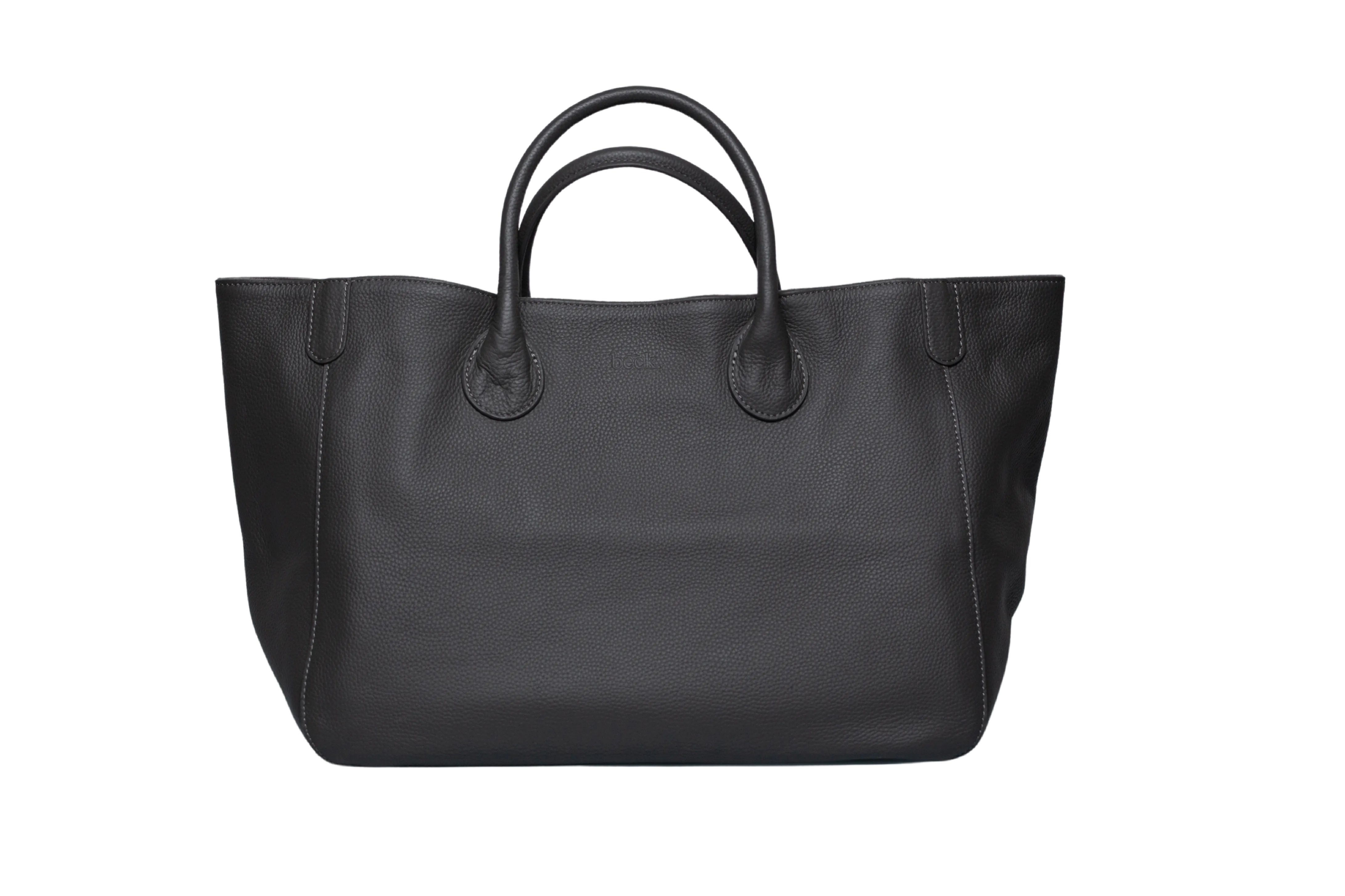 Medium Classic Leather Beck Bag