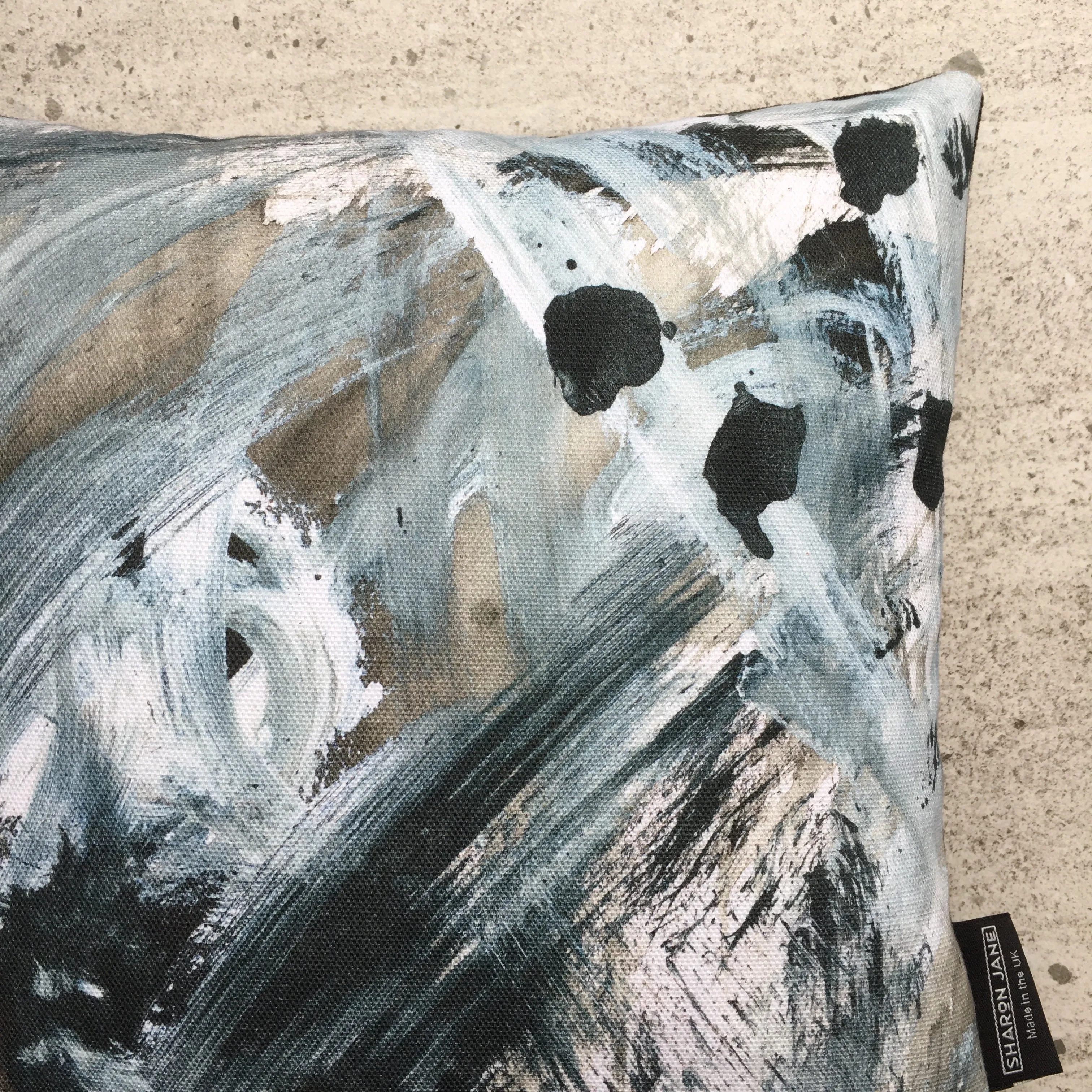 Monochrome abstract Cushions