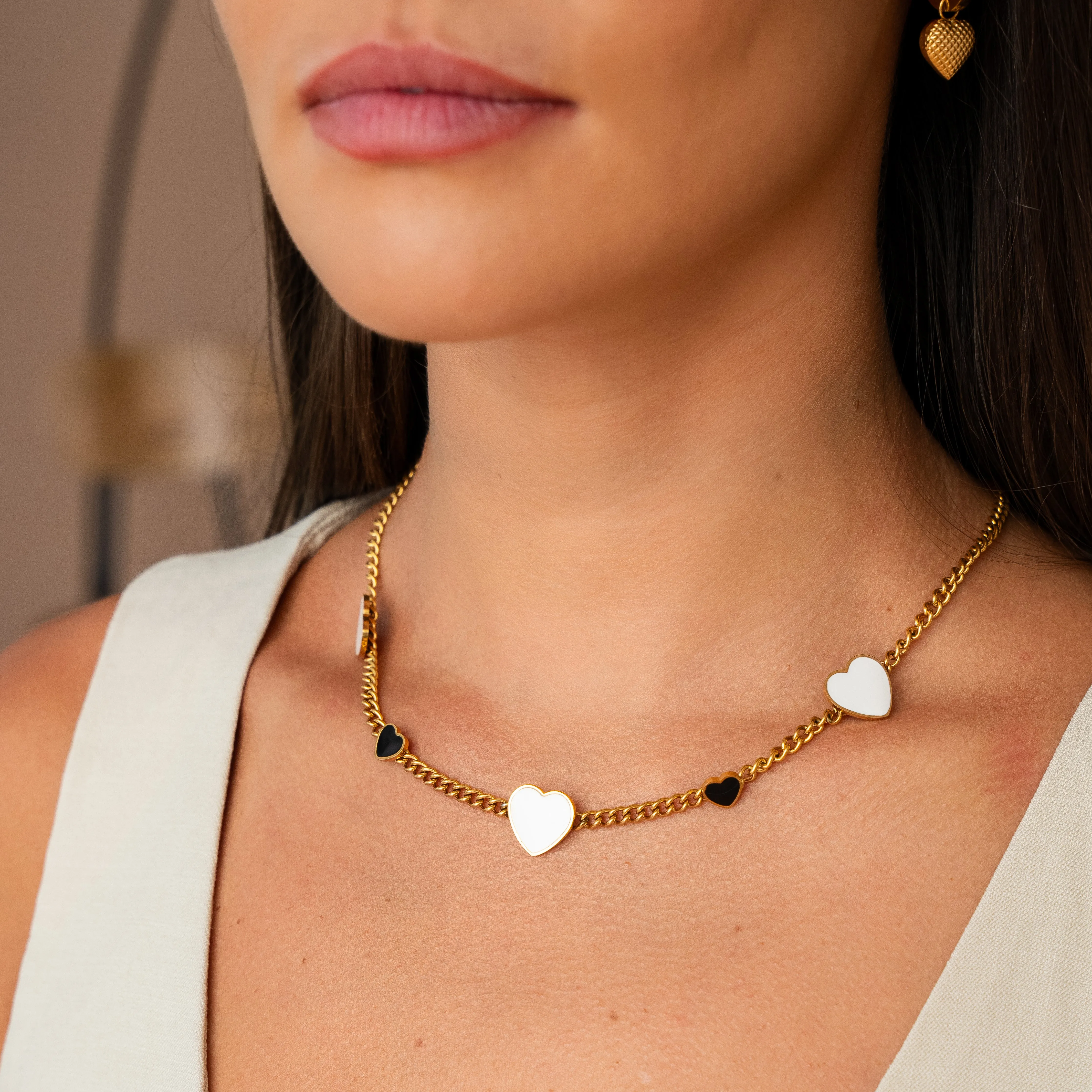Monochrome Hearts Necklace - Gold