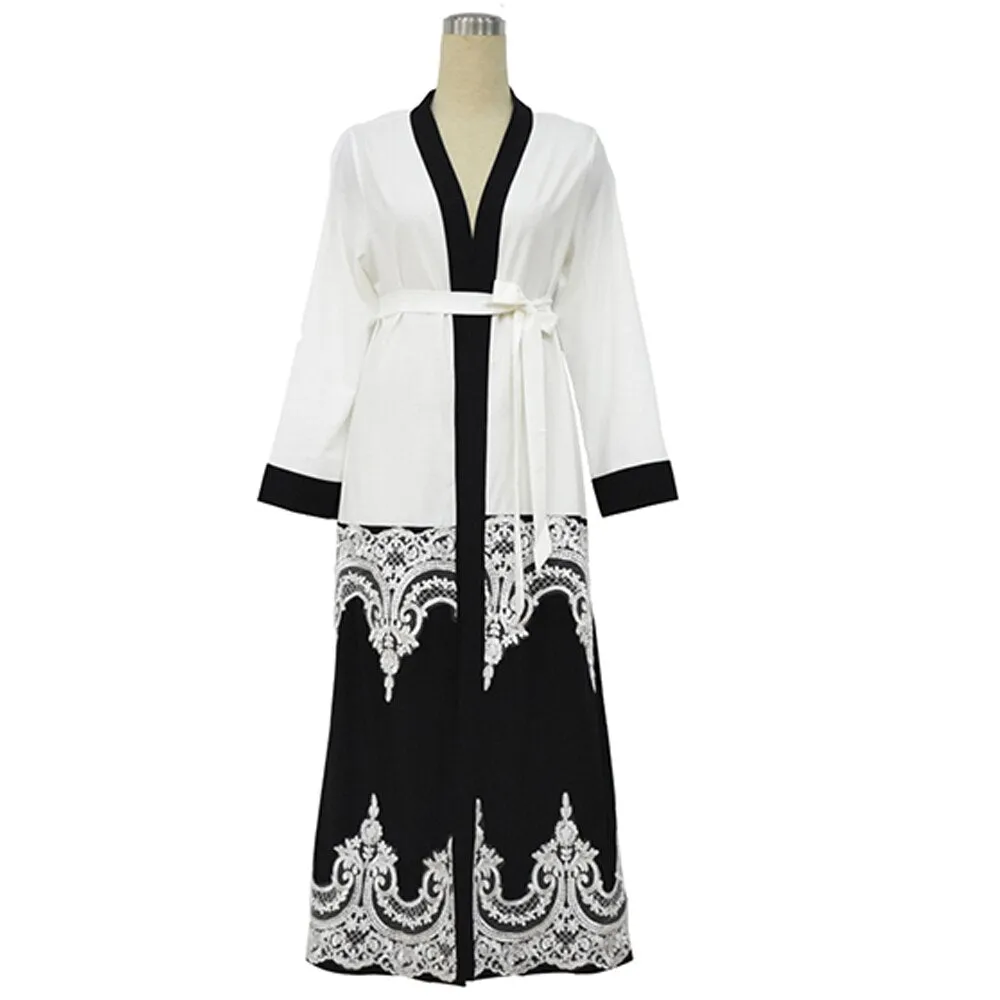 Open-Lace Monochrome Abaya
