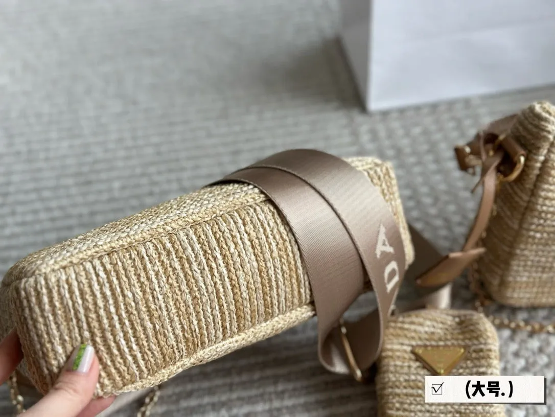 PD291 Prada Re-Edition 2005 Crochet Mini/Small Bag