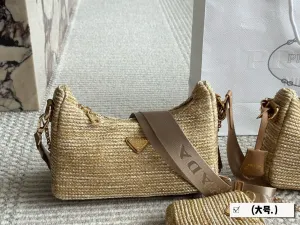 PD291 Prada Re-Edition 2005 Crochet Mini/Small Bag