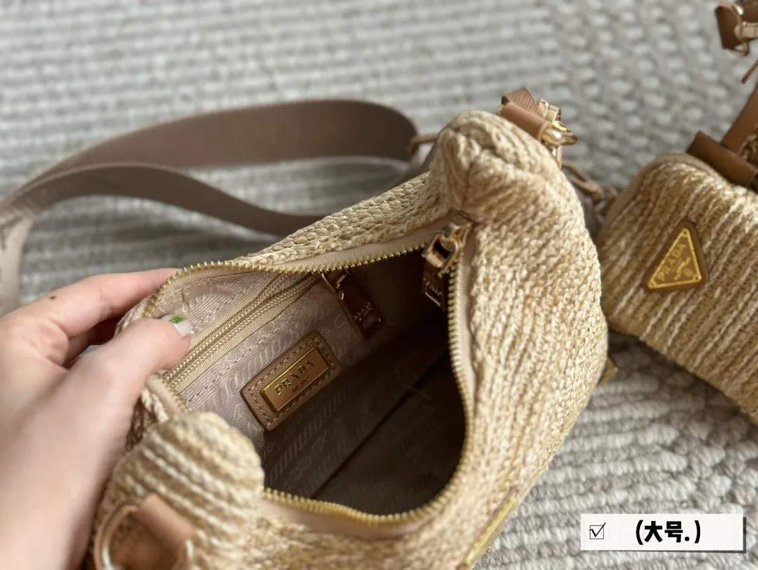 PD291 Prada Re-Edition 2005 Crochet Mini/Small Bag