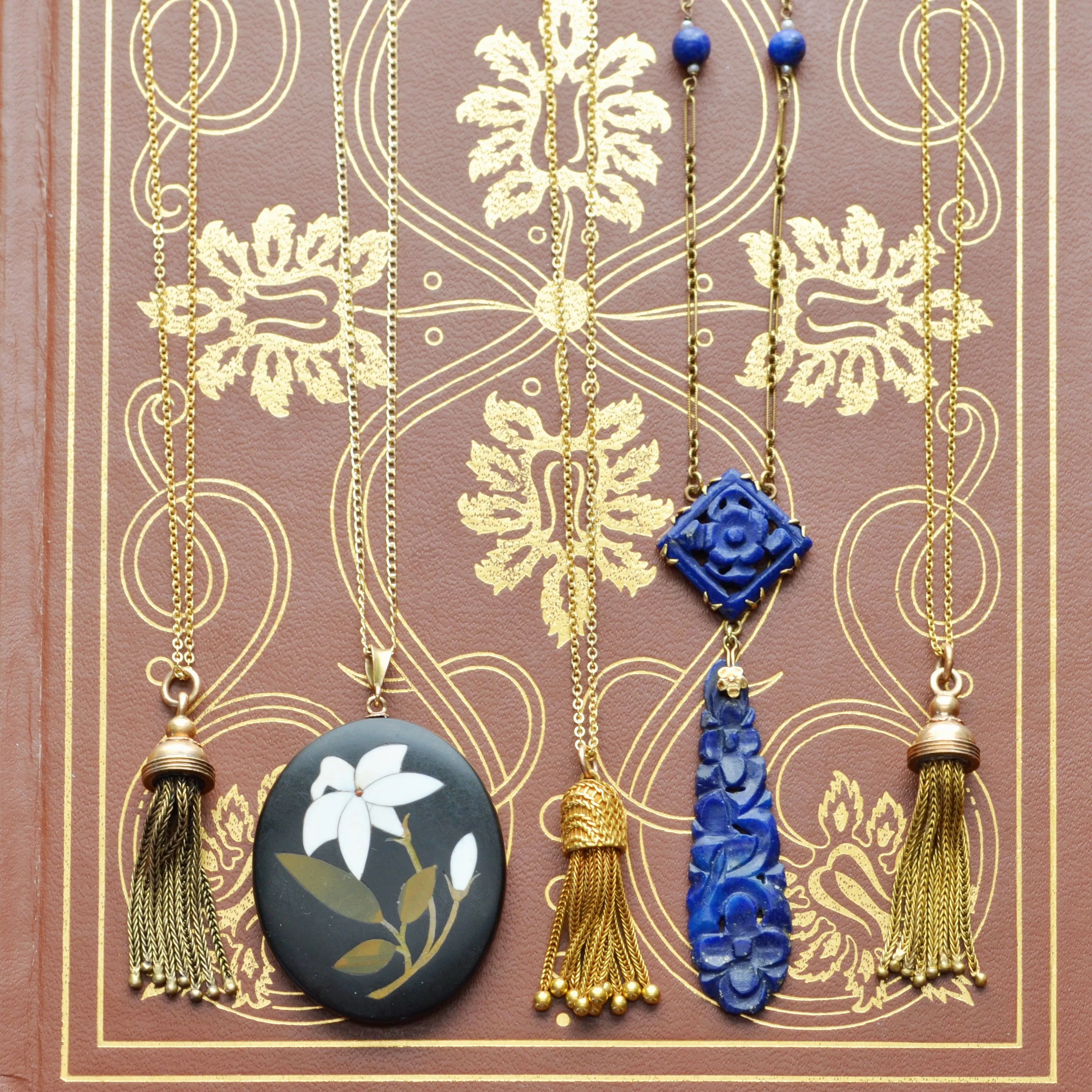 Pietra Dura Lily Necklace
