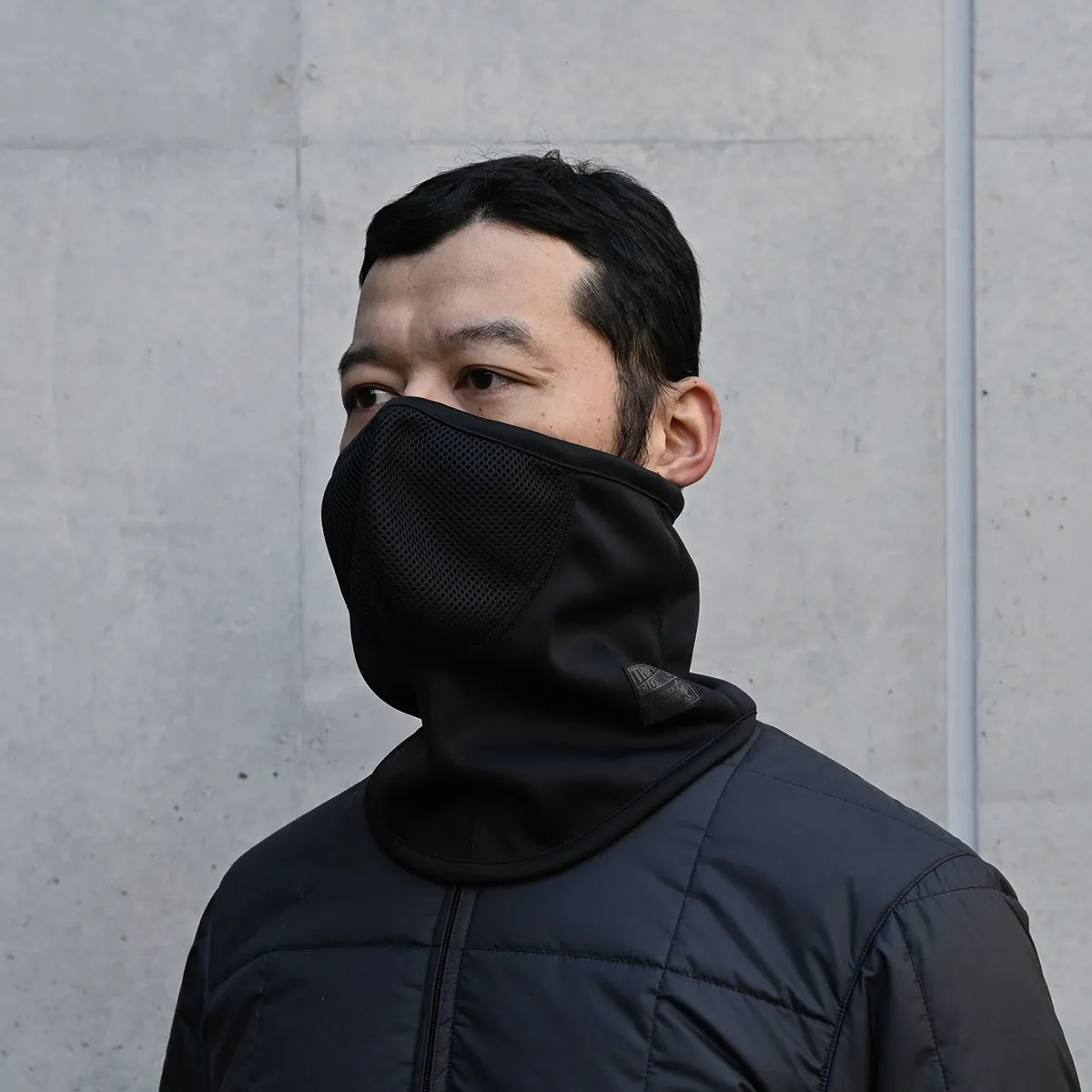 "MONOCHROME" Wind Guard Neck Warmer / TR23AW-802