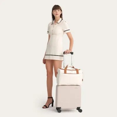 Spacious Travel Crossbody Bag (Available in Cream/Green/Pink)